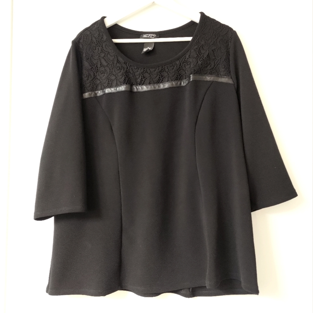 Catherine's Black Top sz 1X